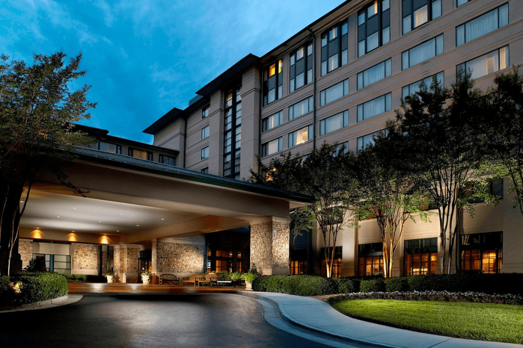 The front exterior of the Alpharetta Marriott.